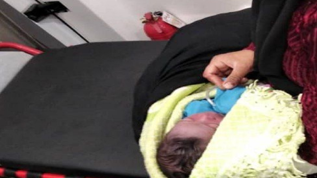 تولد نوزاد دختر با تلاش کارشناسان اورژانس