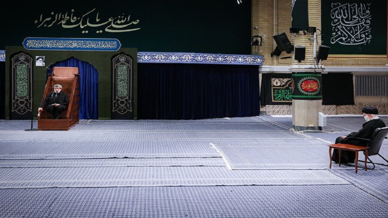 برگزاری مراسم عزاداری شام شهادت حضرت زهرا (س) در حسینیه امام خمینی (ره)