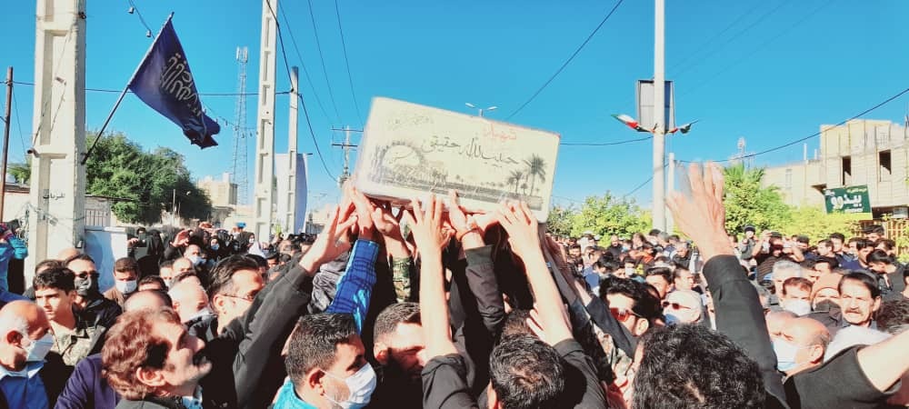 تشییع پیکر شهید حبیب الله حقیقی در مبارک آبادقیروکارزین