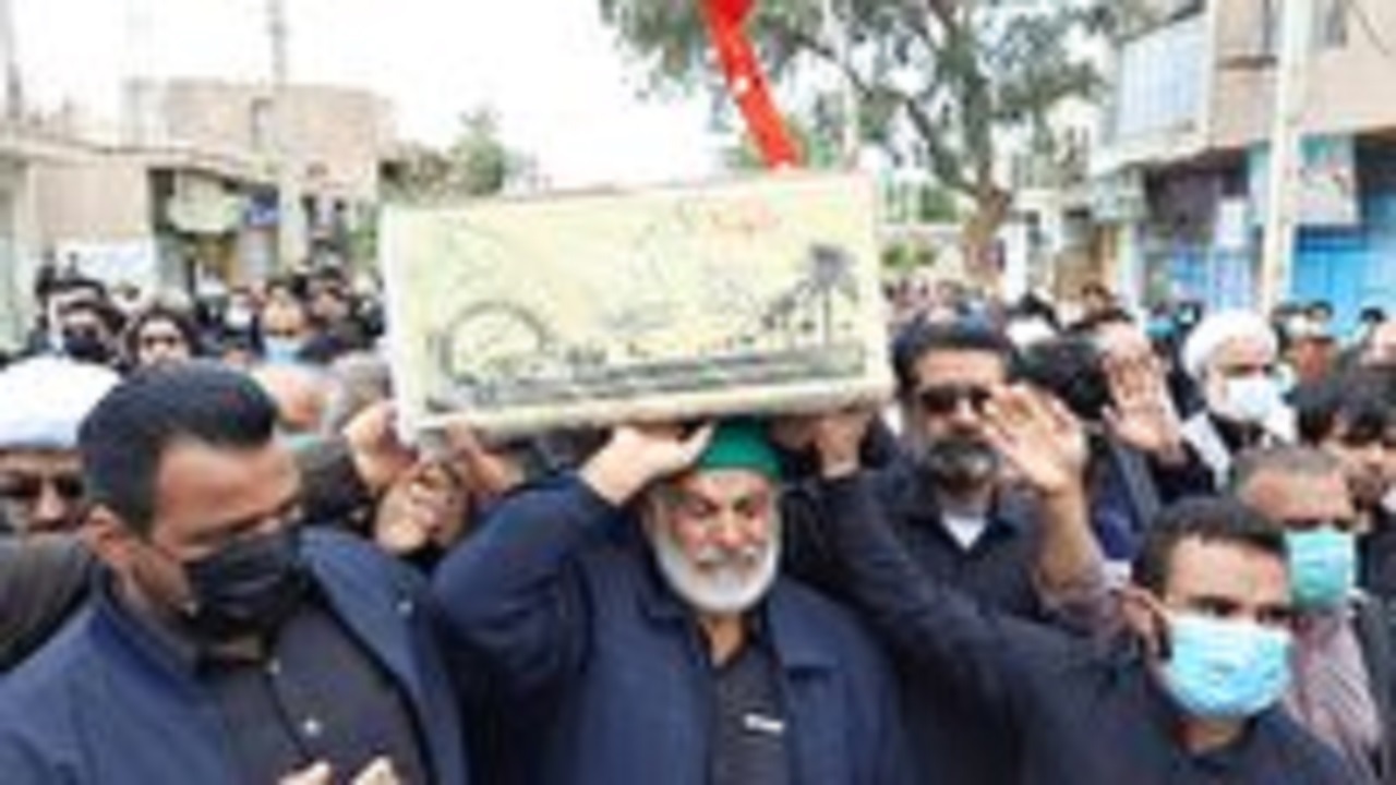 تشییع پیکر مطهر شهید گمنام در زاهدان