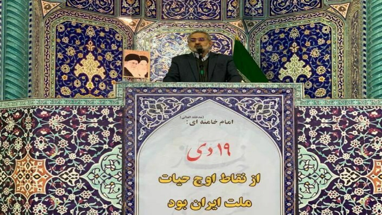 دولت خود را در قبال مردم پاسخگو می داند