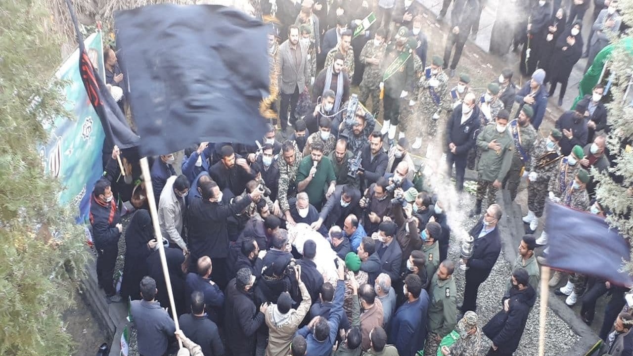 پیکر شهید گمنام در صدا و سیمای کرمانشاه به خاک سپرده شد
