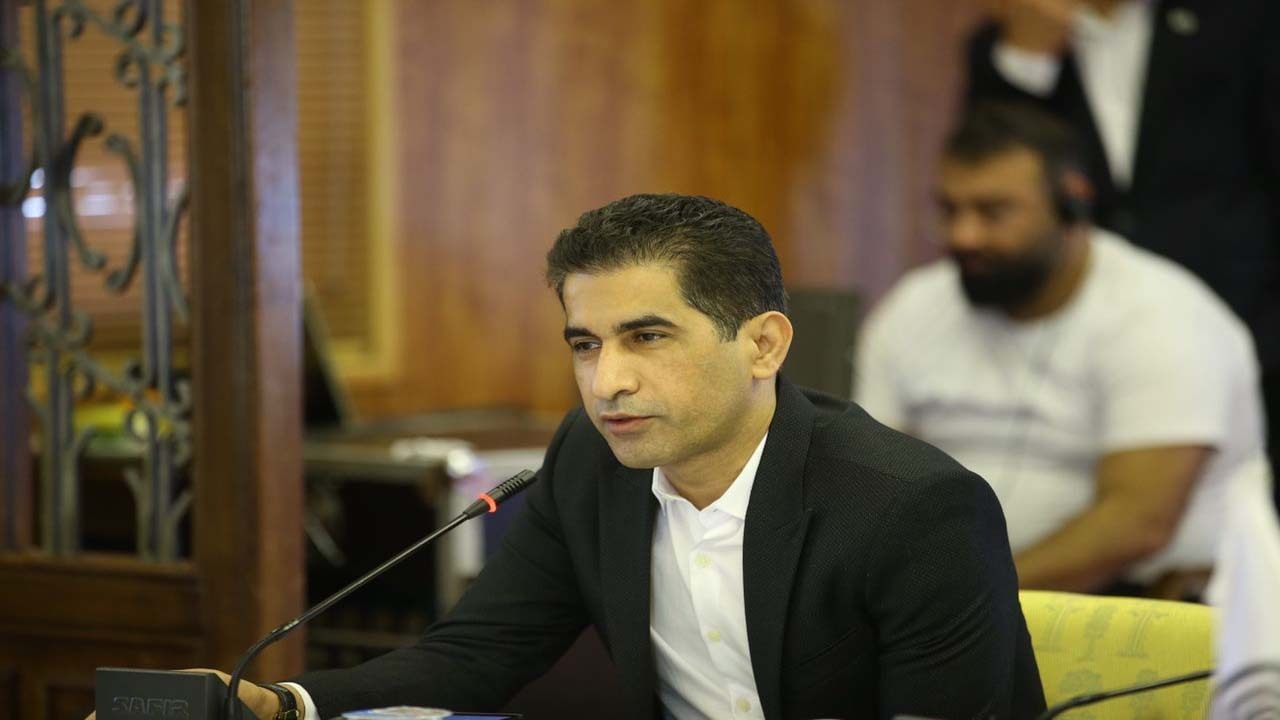 باشگاه‌های لیگ برتری ملزم به اخذ مجوز حرفه‌ای در کشور می‌شوند