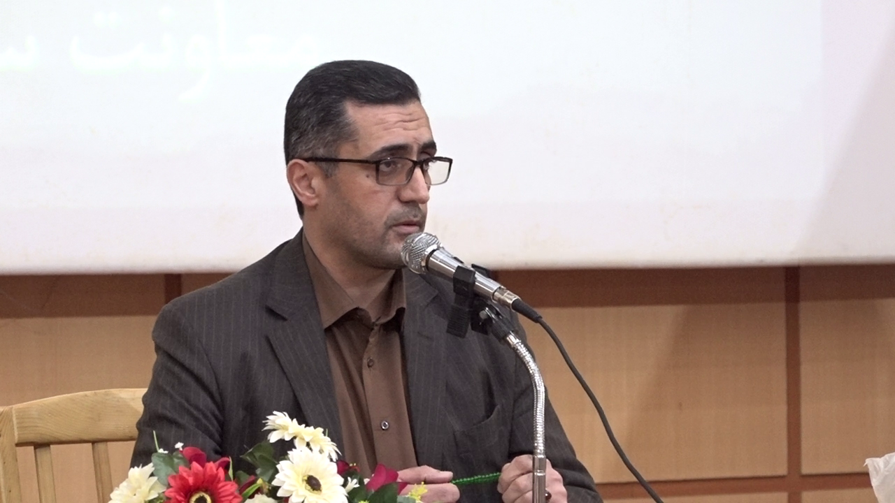 مکتب سردار سلیمانی برپایه‌ی جهان بینی الهی