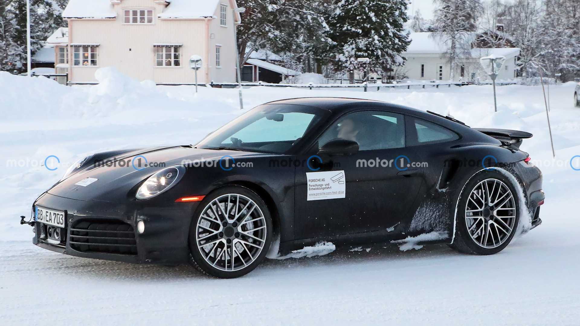 خودروی Porsche 911 Turbo 