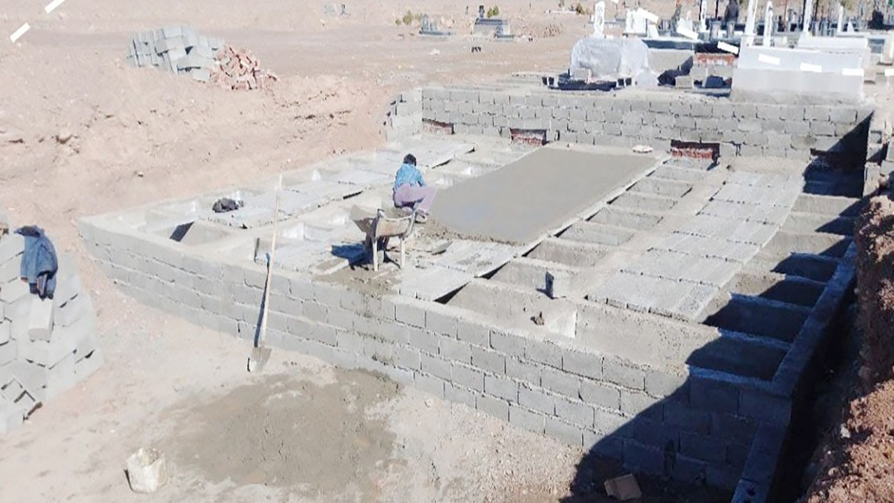 جبران کمبود قبر در آرامستان زرند