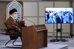 حضور رهبر معظم انقلاب در مرقد مطهر امام خمینی (ره)
