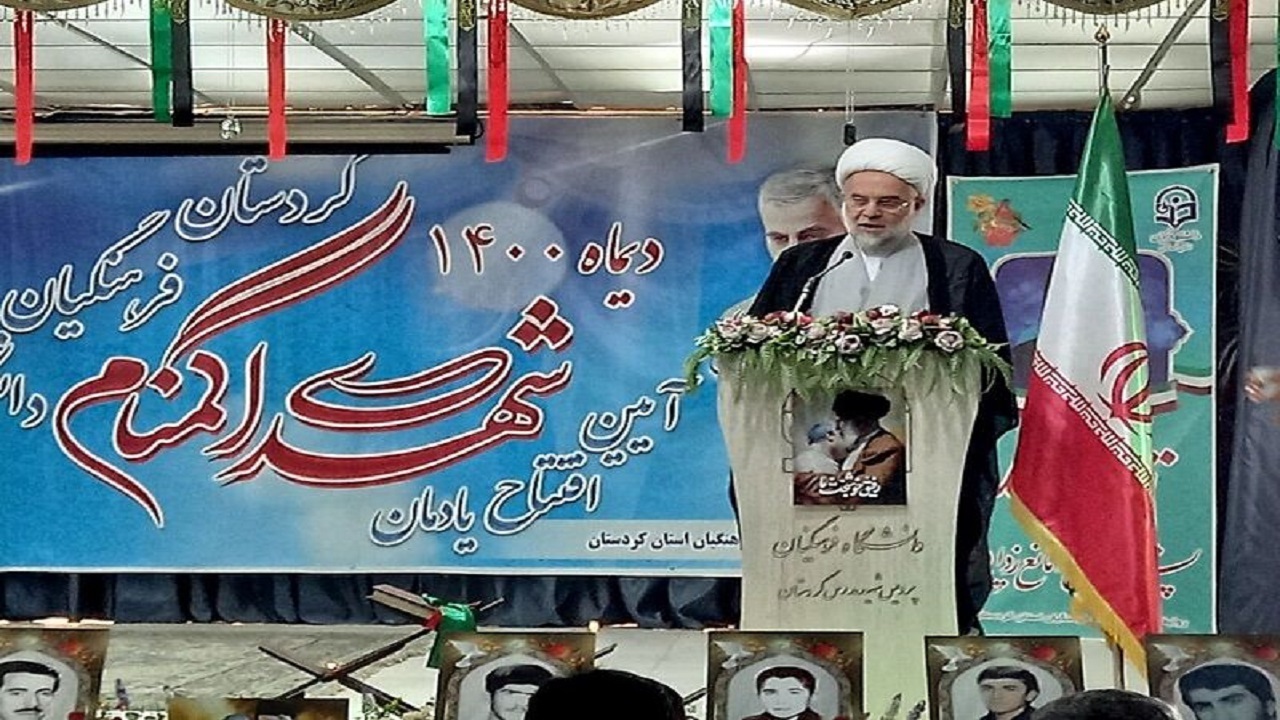 کرونا نباید مانع همفکری و تعاملات دانشجویان شود