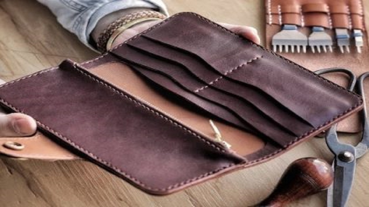 آموزش دوخت جای‌مدارک چرمی + فیلم