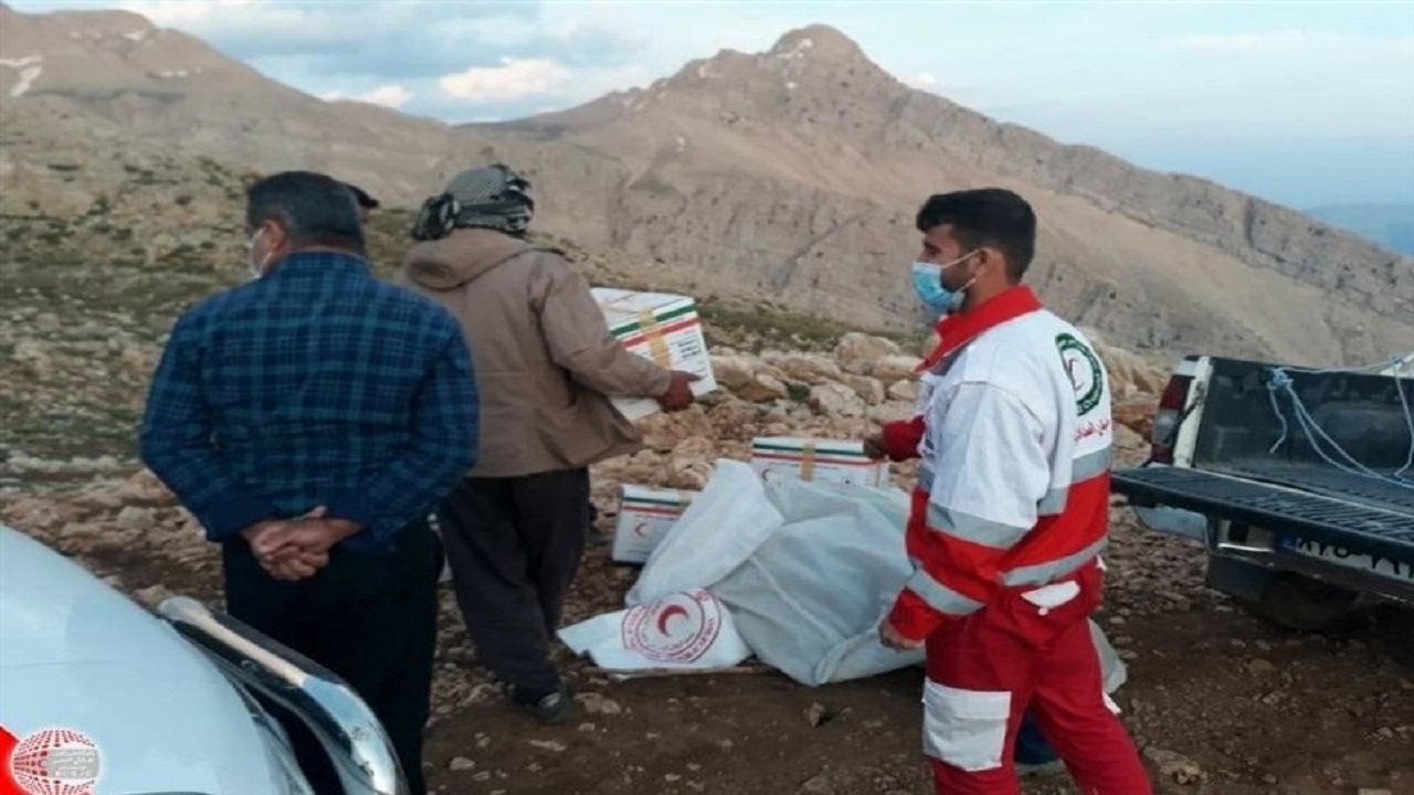 امدادرسانی هلال احمر به ۲۳ هزار سیل‌زده در بلوچستان/ ۲۵۰۰ خانوار در چادر اسکان اضطراری شدند