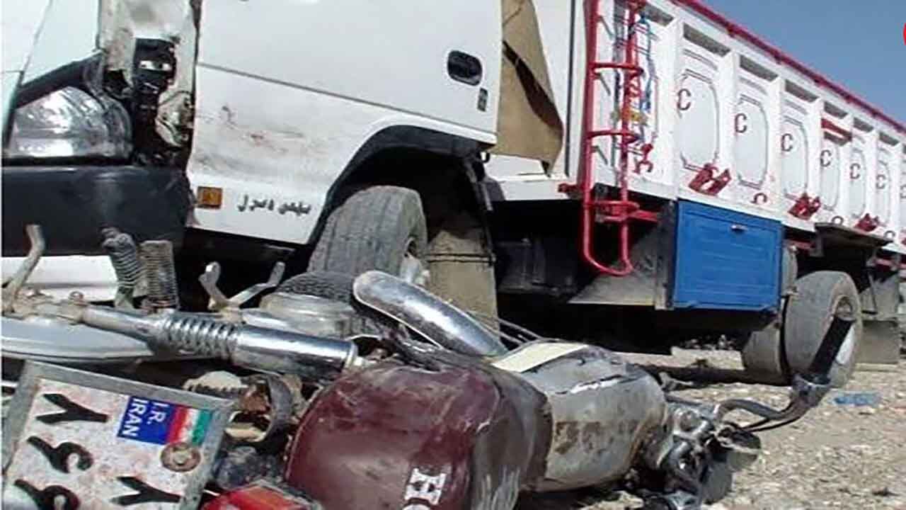 یک کشته براثر برخورد کامیون با موتورسیکلت در محور روستایی اسفراین