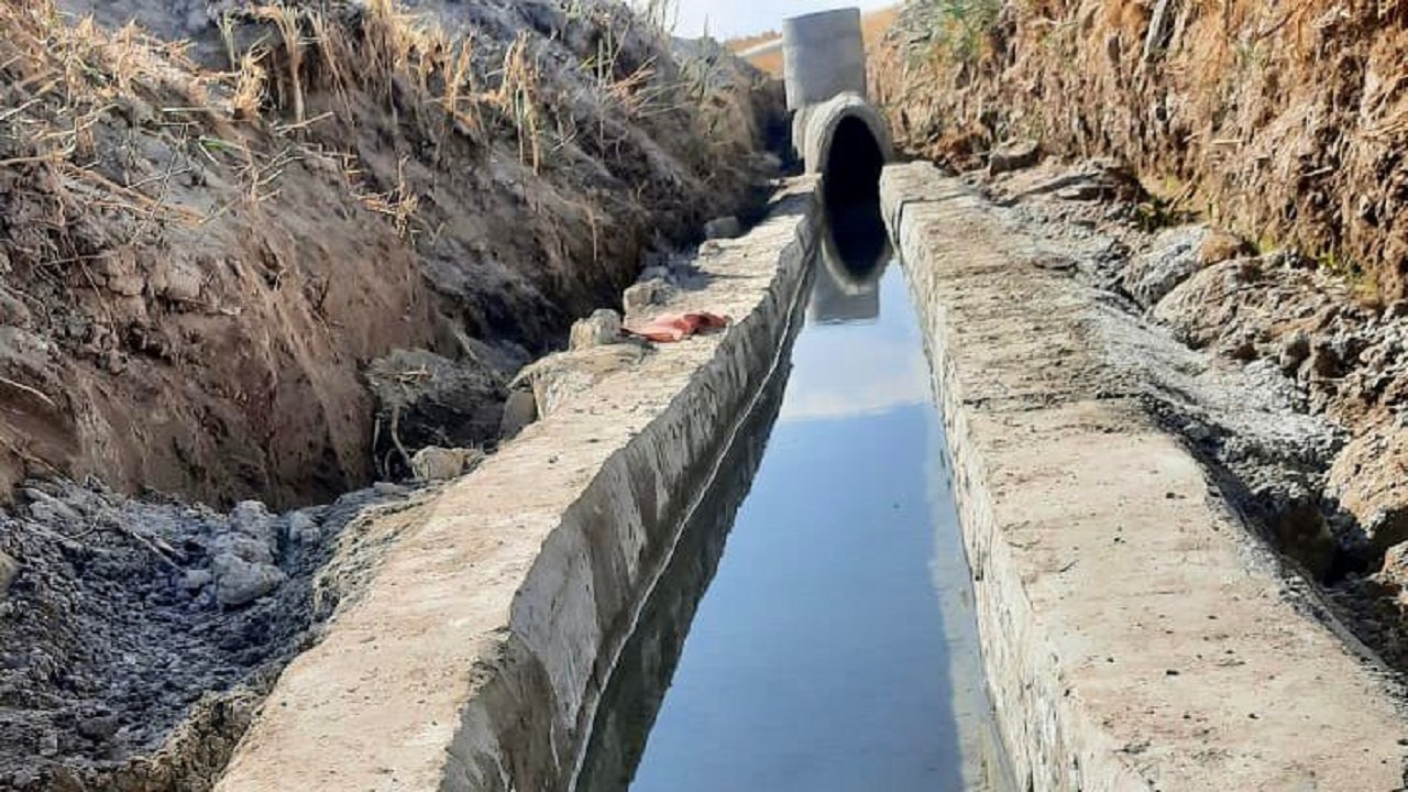 مرمت و بازسازی ٢٢ رشته قنات میرجاوه در دست اجراست