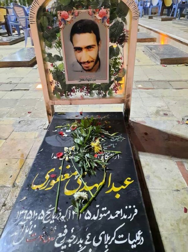 وقتی شهید حاج قاسم سلیمانی ۴ ساعت پشت درب اتاق عمل در انتظار نوه شهید مغفوری ماند