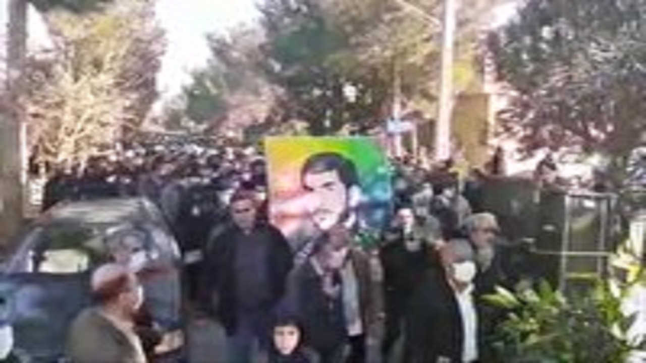 آرامش ابدی مادر مشهد در کنار فرزند شهیدش