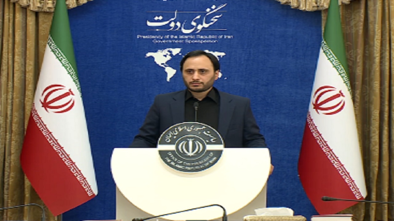 دولت حقوق همه کارکنان را همسان افزایش نمی‌دهد/ مشمولان خارج از کشور می توانند سالی دوبار به کشور رفت‌ و آمد کنند