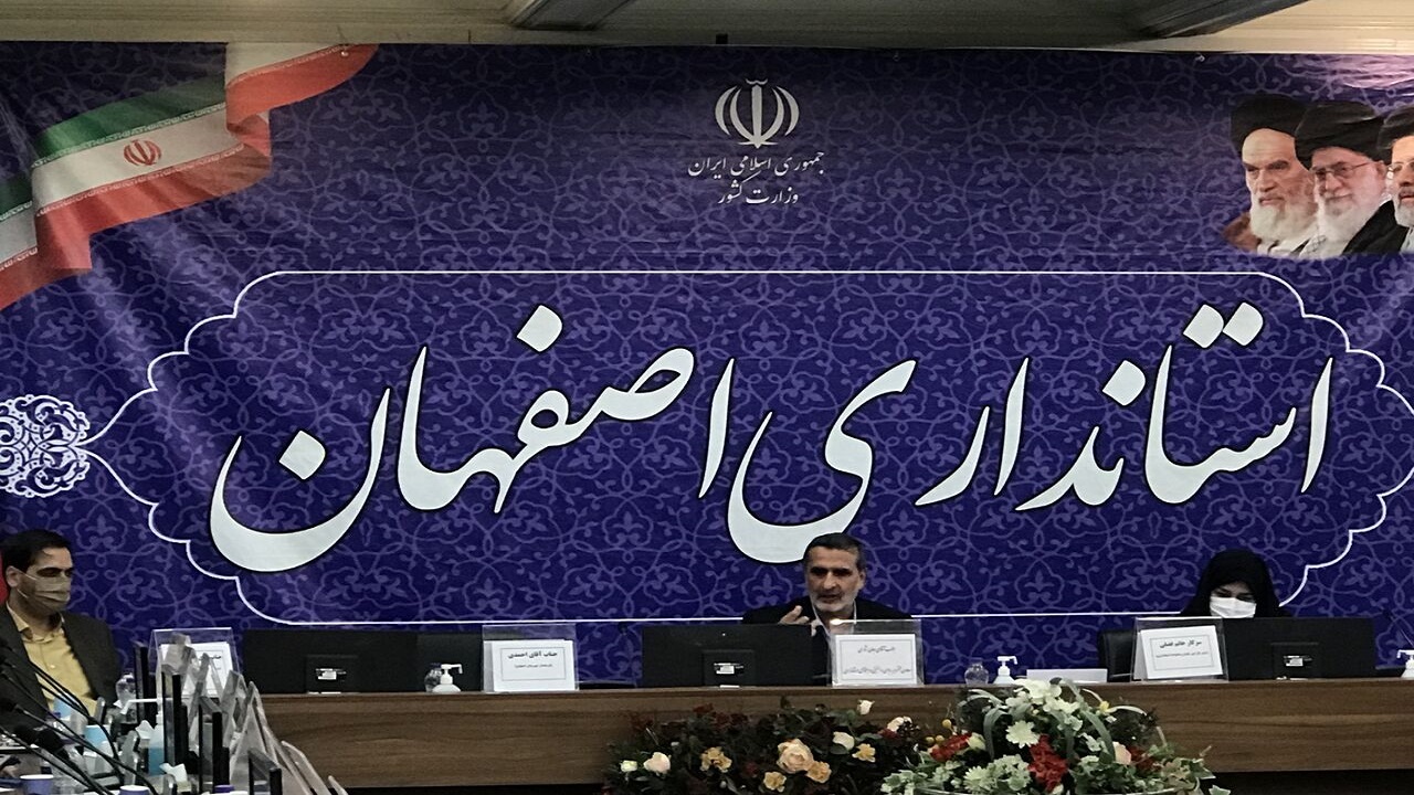 زنان و کیان خانواده موضوع اصلی جامعه است