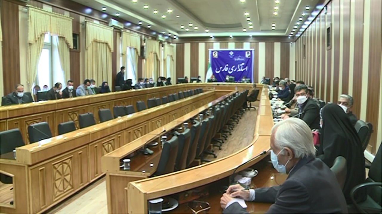 لزوم همکاری بانک‌ها برای جلوگیری از تعطیلی کارخانه‌ها در فارس