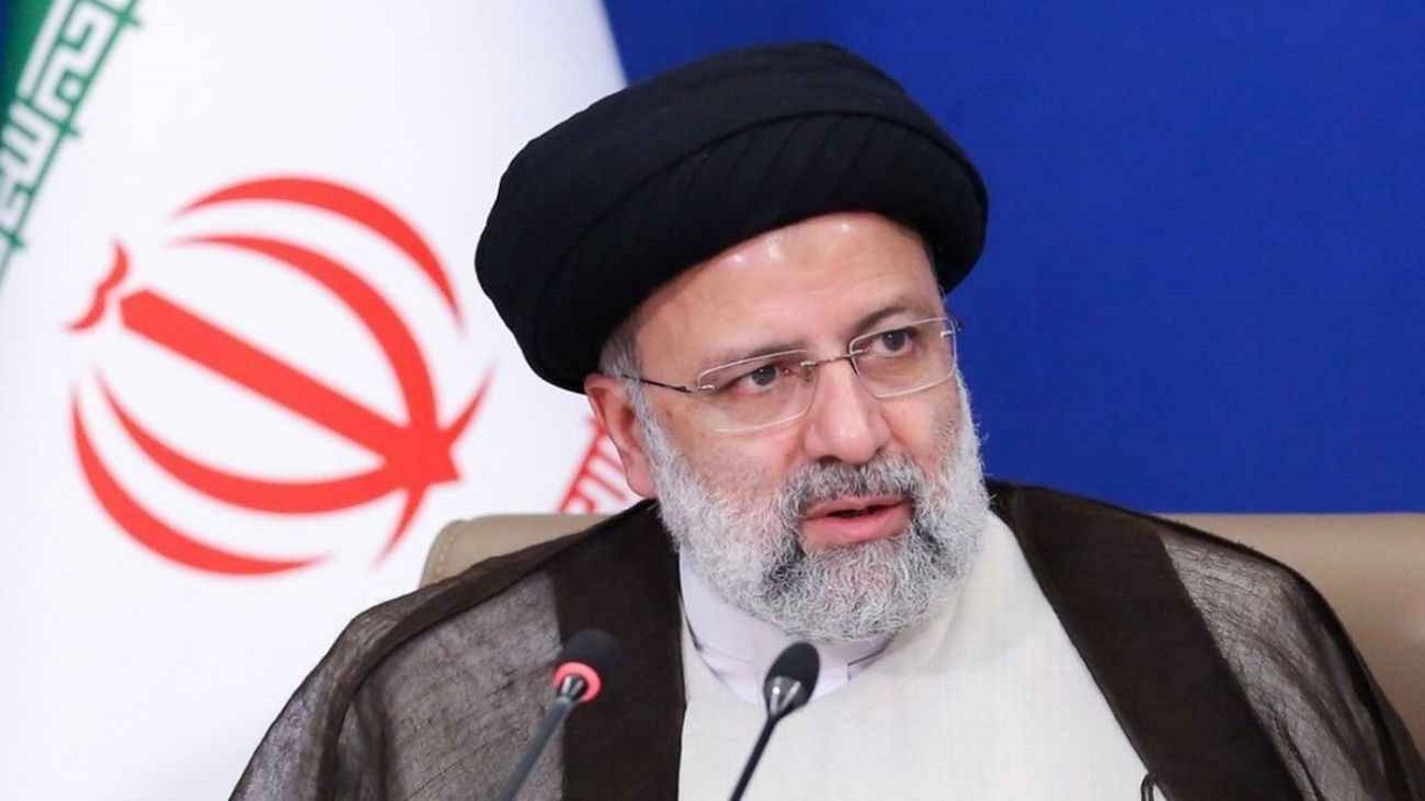 نظام پرداخت حقوق باید فوری و بر مبنای عدالت اصلاح شود/ به هیچ وجه قیمت کالایی افزایش پیدا نکند