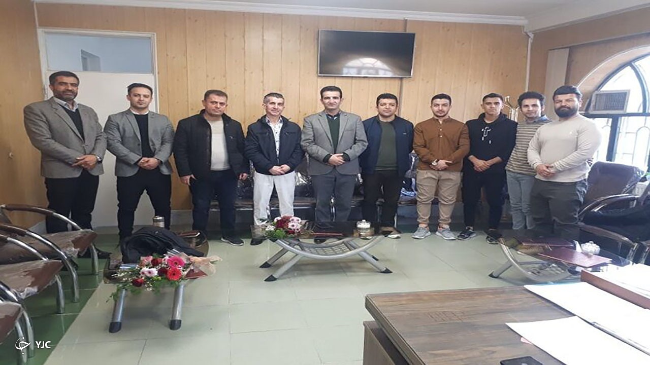 تجلیل از مدال آوران ترامپولین کشوری در مهاباد