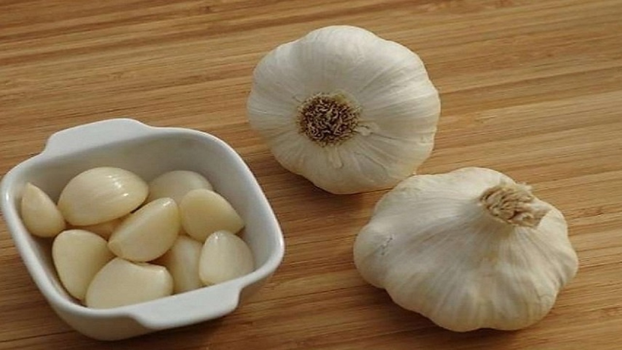 آسیب‌های خوردن «سیر» با معده خالی
