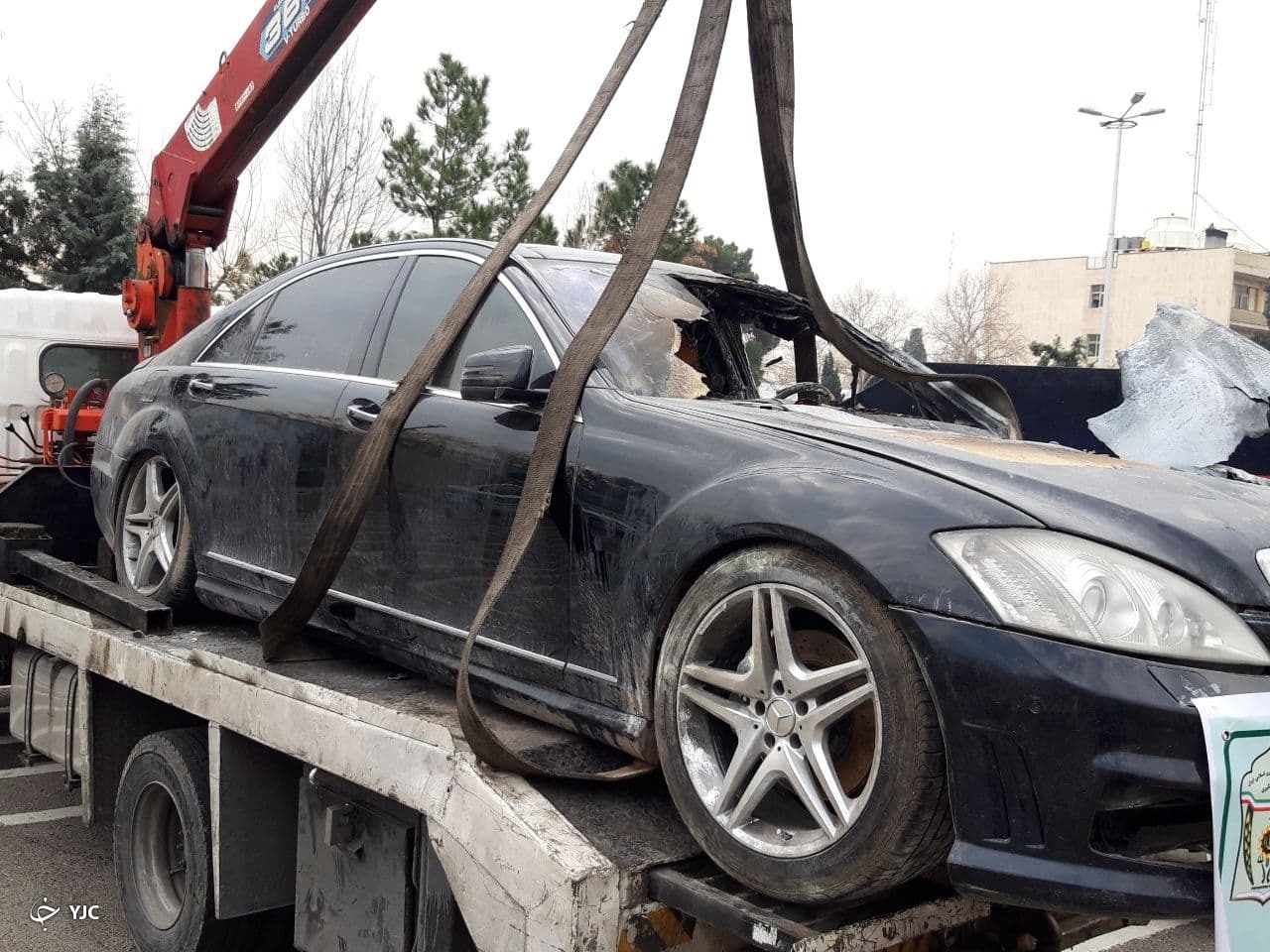 آتش زدن خودر&zwnj;وهای لاکچری شهروندان توسط اوباش +تصاویر