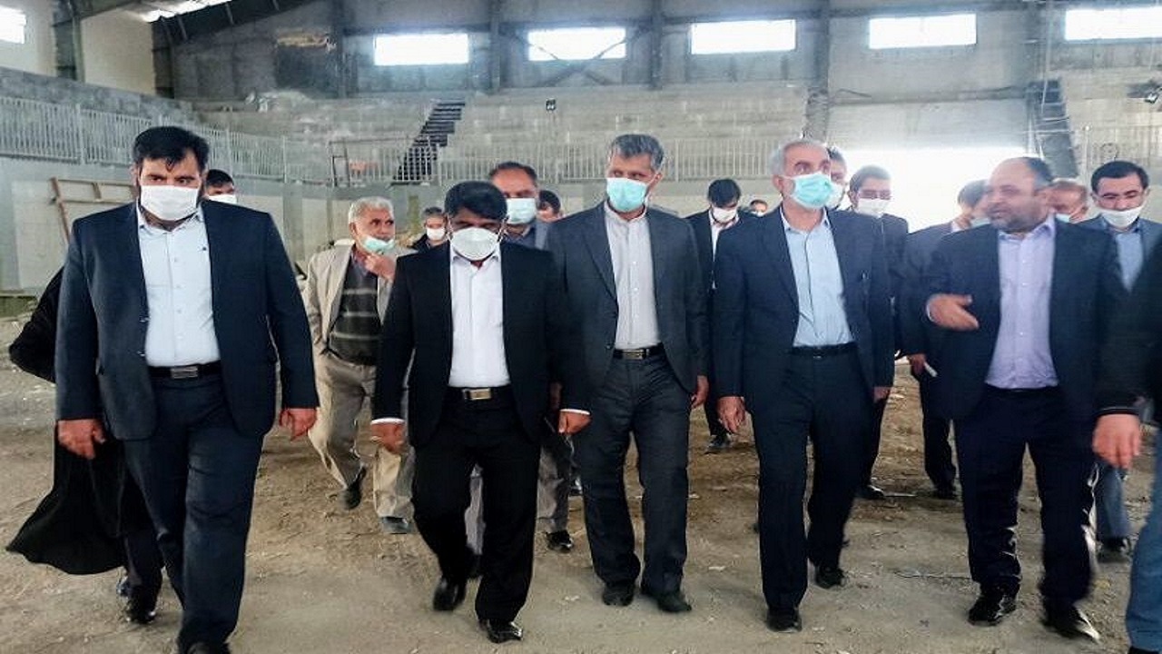 وزیر آموزش و پرورش از ۲ پروژه آموزشی و ورزشی در حال ساخت زاهدان بازدید کرد