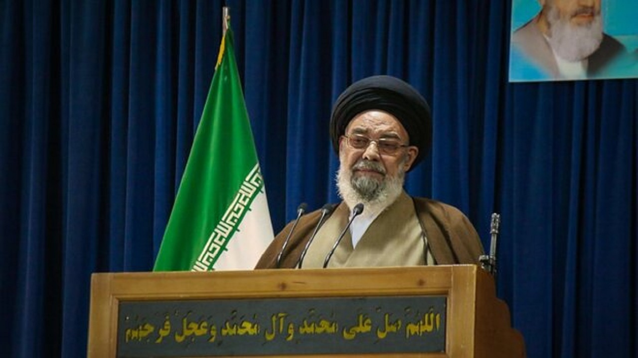 حضور کودکان در نماز جمعه کاهش خسارات اجتماعی را به دنبال دارد