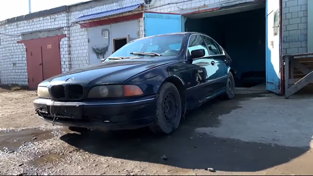بازسازی کامل یک BMW قدیمی + فیلم