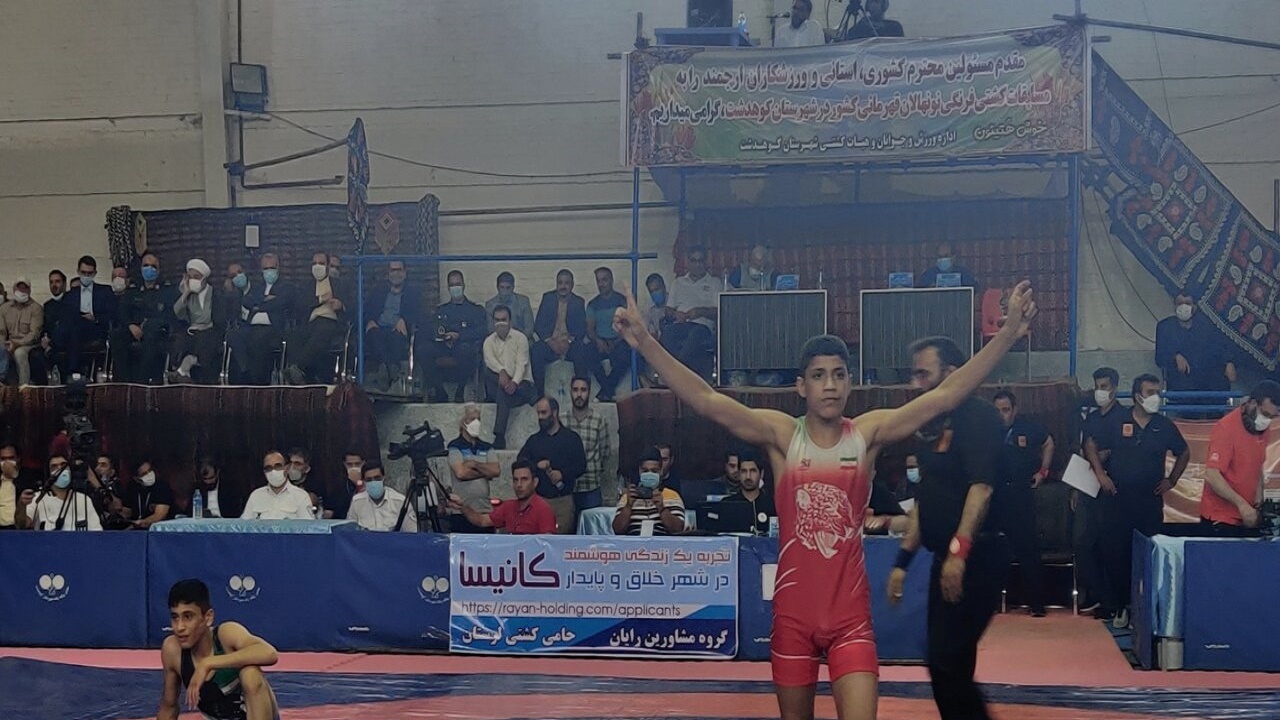 پایان مسابقات کشتی جام شهید «علی لندی»در قم
