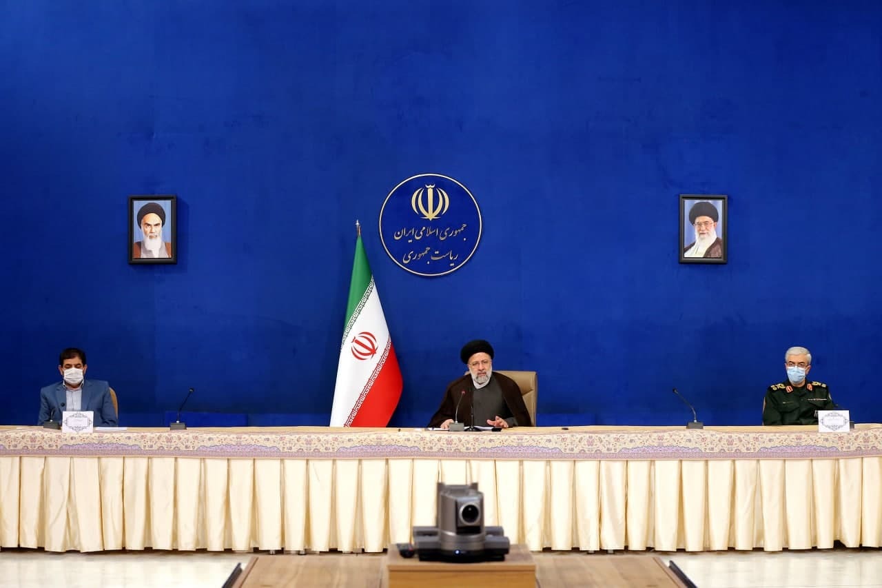 لازمه حفظ و بهبود شرایط موجود، رعایت شیوه‌نامه‌های بهداشتی است