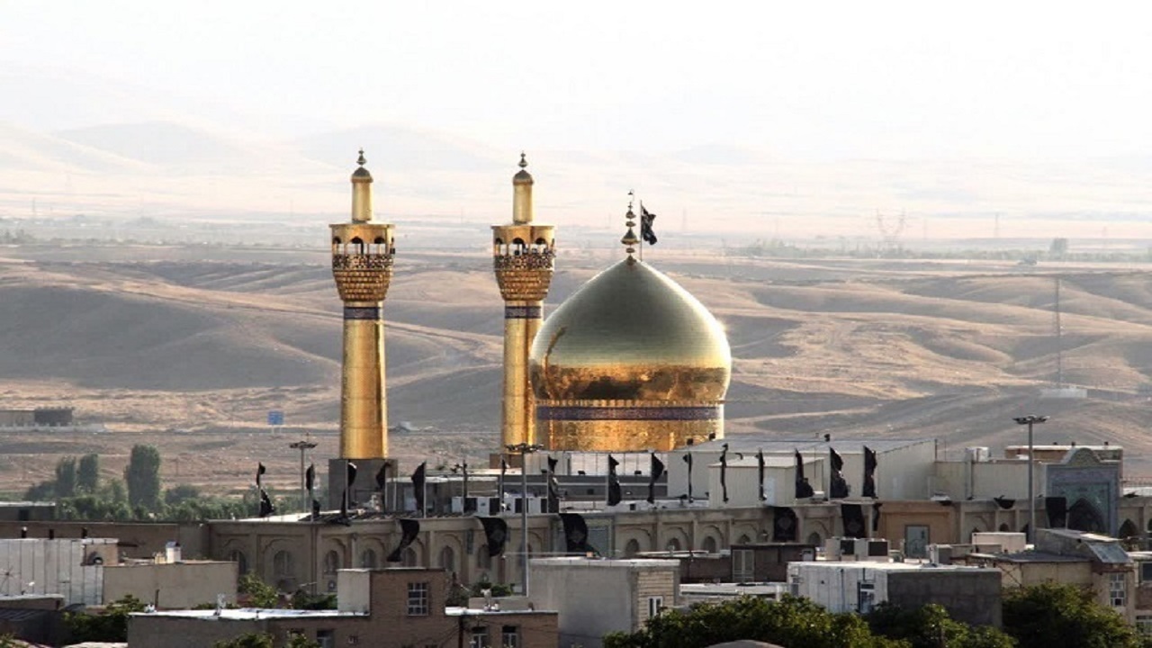 بهر جارو زدن صحن تو مژگان داریم/جگر پاره ز داغ تو به دندان داریم