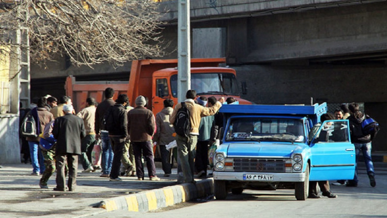 ۱۰ هزار "کارت کار" برای کارگران سرگذری مشهد صادر شد