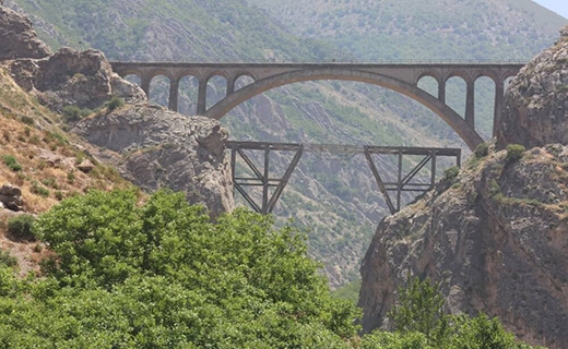 قطار گردشگری غرب کشور