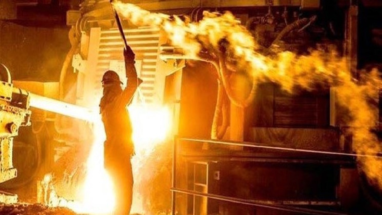 انفجار کوره شرکت فروآلیاژ چینی‌ها در اسلام آبادغرب/ یک کارگر دچار سوختگی شدید شد