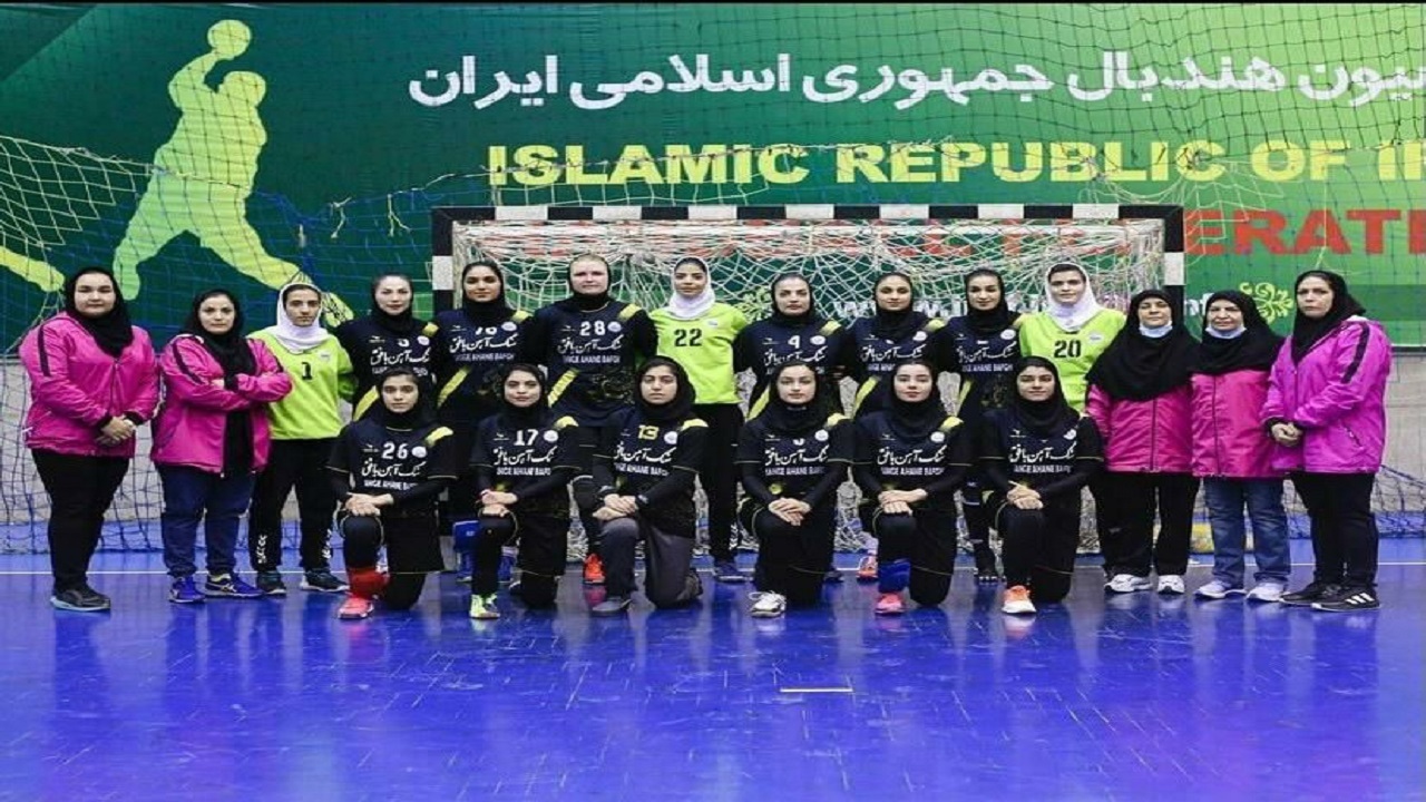 تیم سپاهان حریف هندبالیست‌های سنگ‌آهن بافق نشد