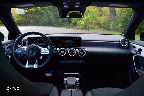 مقایسه هوندا سیویک تایپ R در مقابل مرسدس AMG A 35