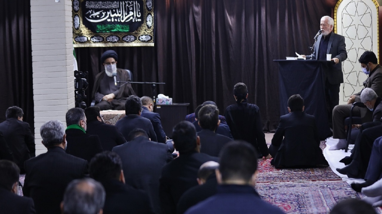 دیدار امام جمعه کرج با شاعران آیینی