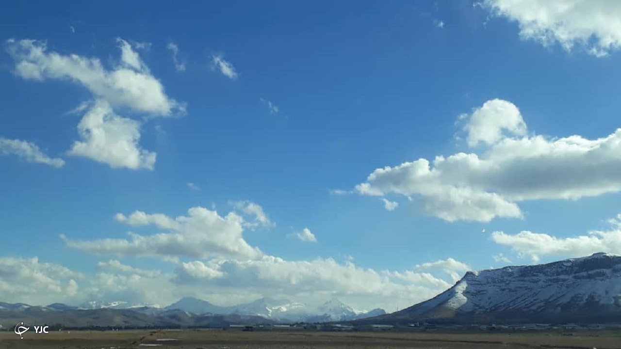 نگاهی به آسمان از بام ایران