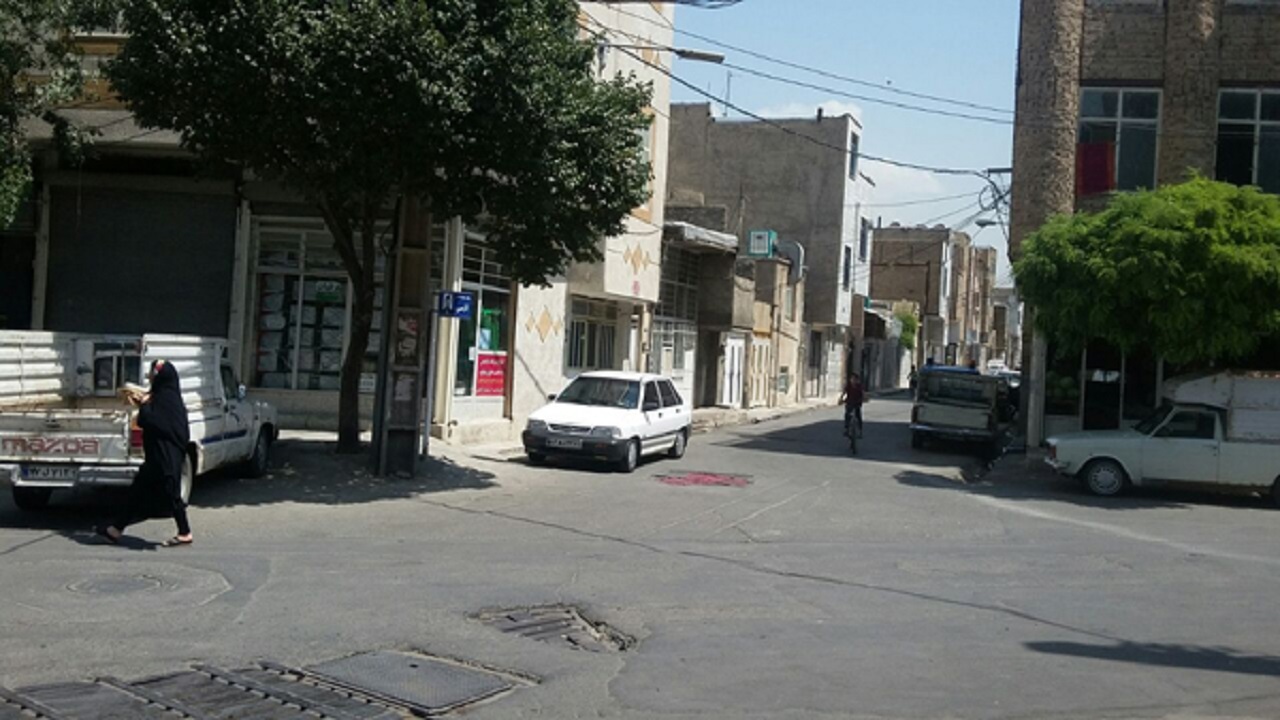 آب در مالک اشتر کرج زمین گیر نمی‌شود؟