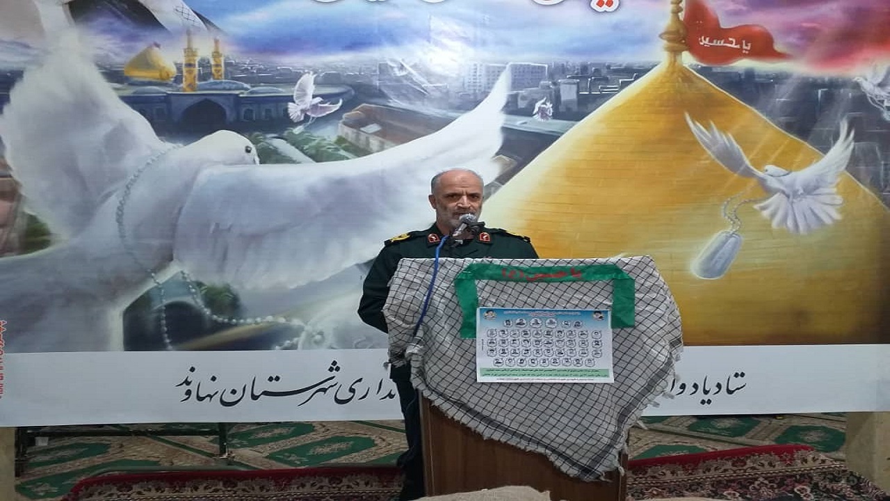 شهدا طراحی دشمنان انقلاب را برهم زدند