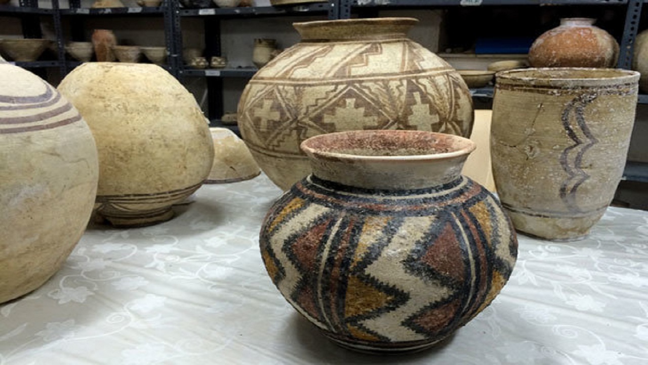 کشف ۴ سفال تاریخی در میاندوآب
