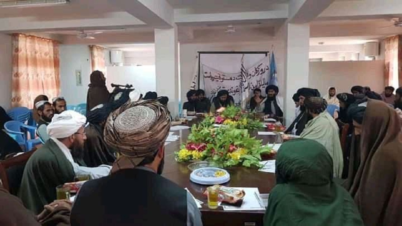 طالبان: کارمندان دولتی باید دستار و ریش داشته باشند