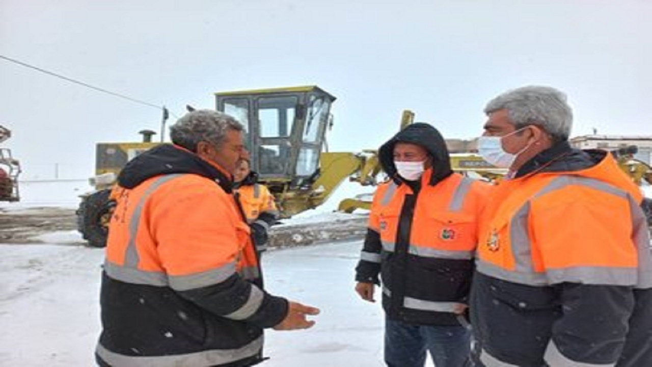 مسدودشدن راه ارتباطی ۱۵۰ روستای شهرستان هشترود