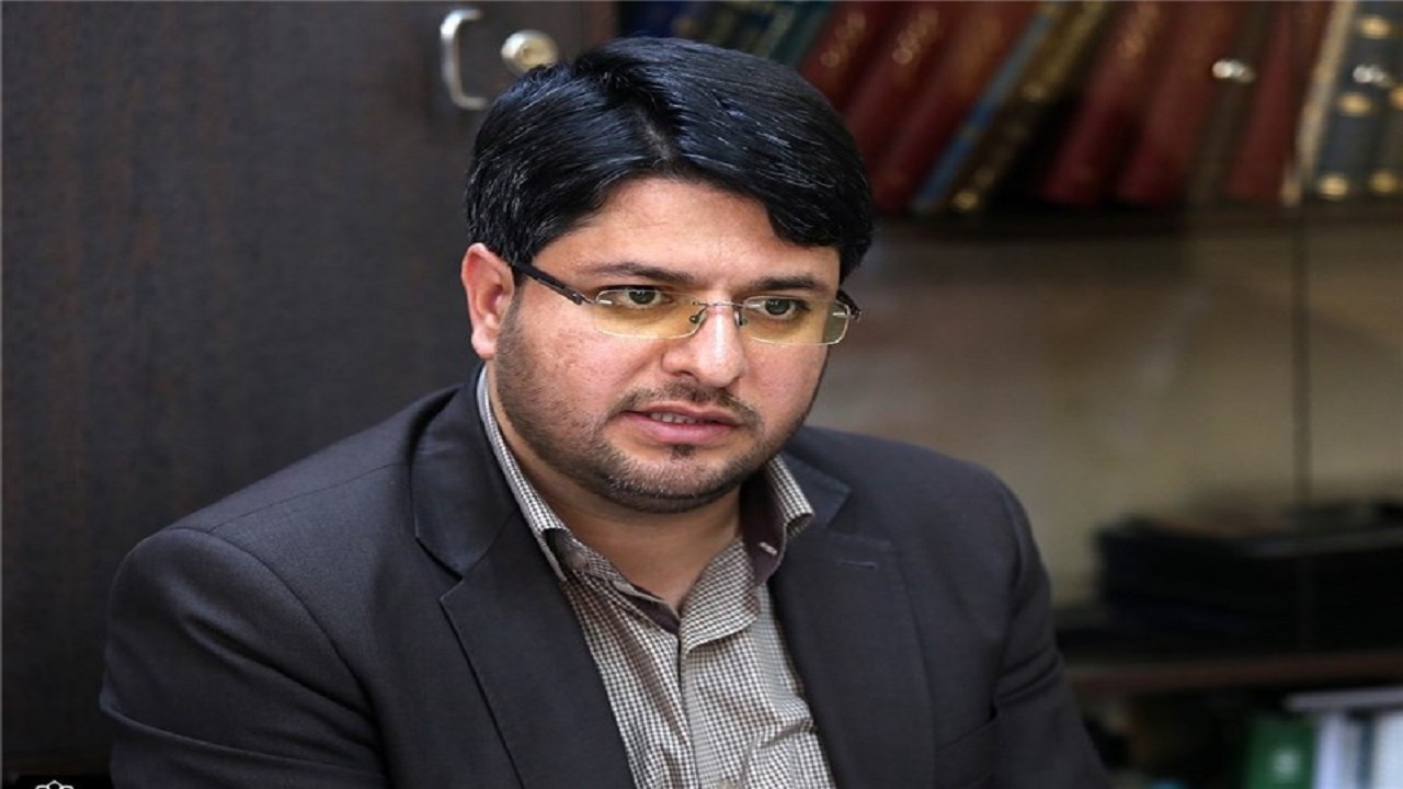 هر ایرانی می‌تواند در حرم امام رضا (ع) خدمت کند