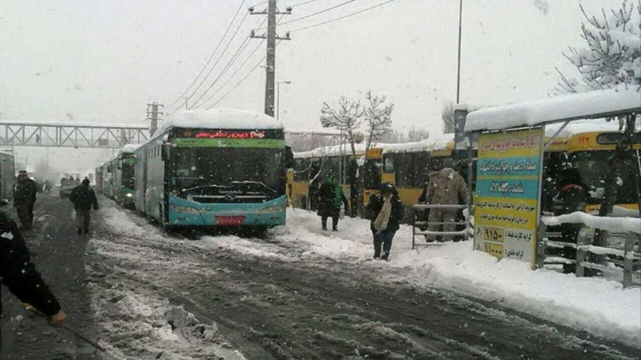 اتوبوس‌های زمستانی در مهاباد راه اندازی شد