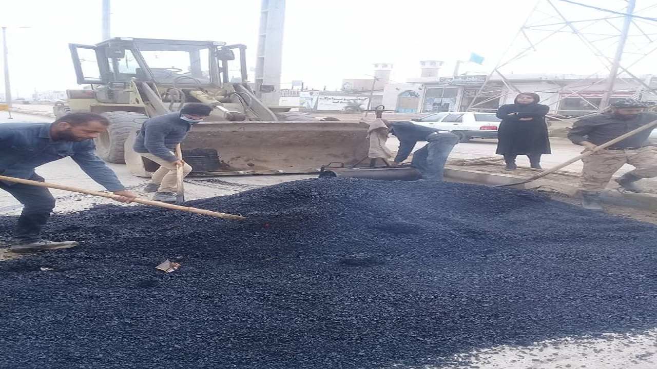 آغاز عملیات لکه گیری معابر آبادان