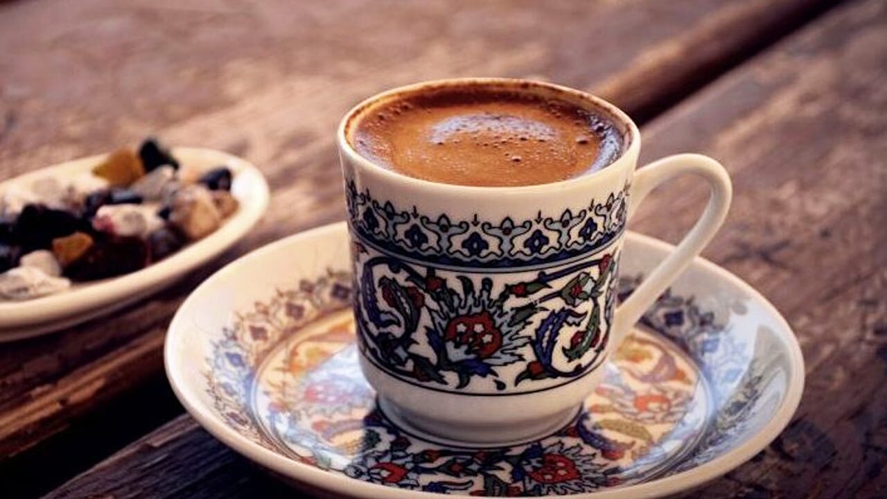 طرز تهیه قهوه ترک در چند دقیقه + فیلم