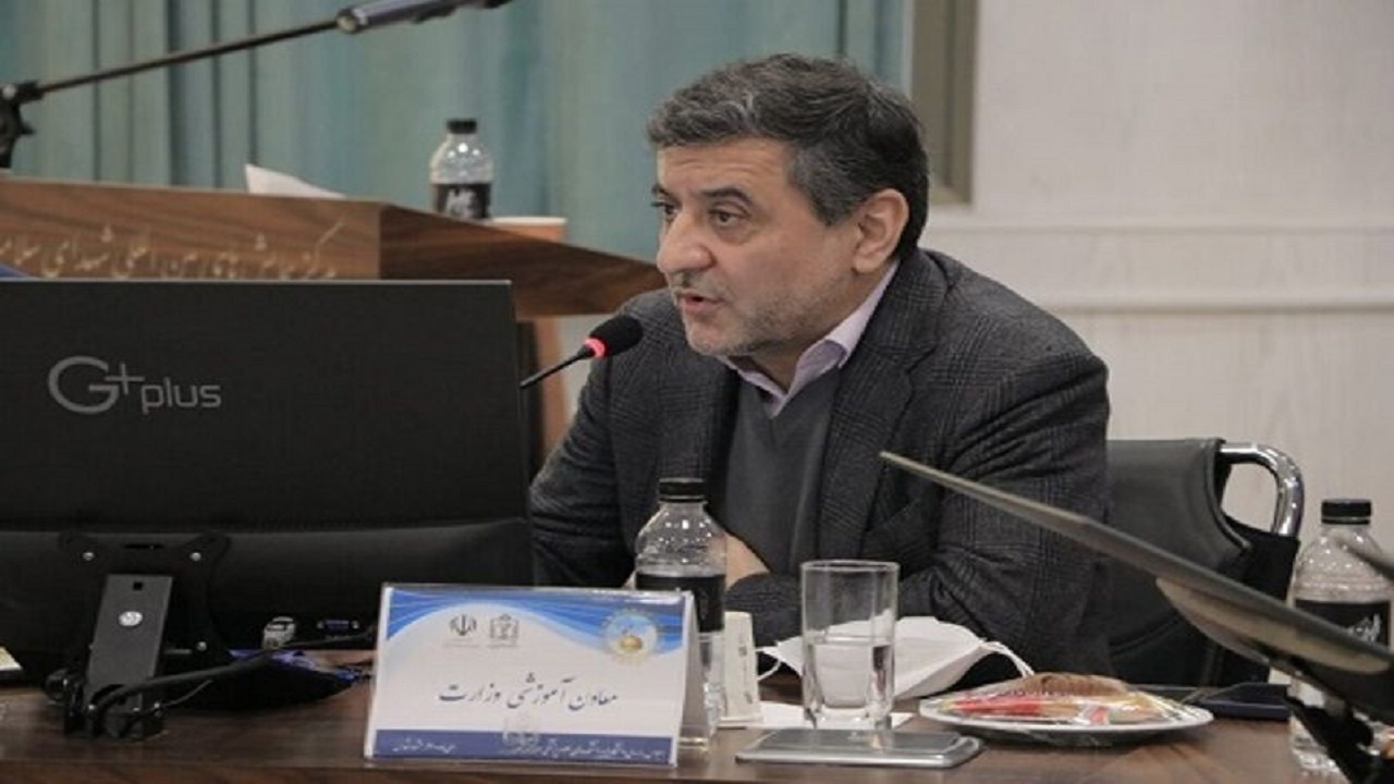 دوره کارورزی پزشکی عمومی از برنامه های پزشک خانواده است