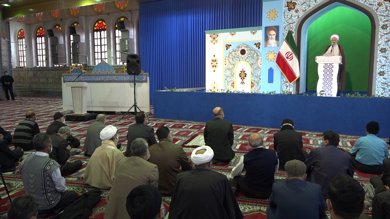 حماسه ۹ دی رمز عبور از فتنه‌ها بود
