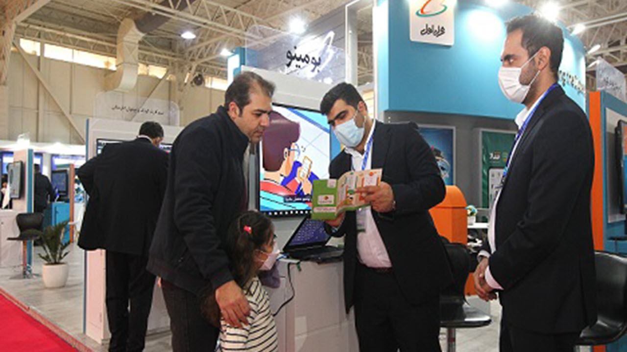 رونمایی از راهکار اینترنت خانواده همراه اول با نام بومینو در نمایشگاه ایران‌تلکام ۲۰۲۱